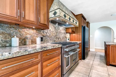 $1,595,000 | 101 H Lane, Novato, CA 94945