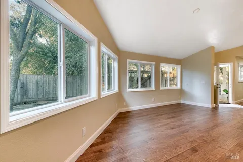 $1,595,000 | 101 H Lane, Novato, CA 94945