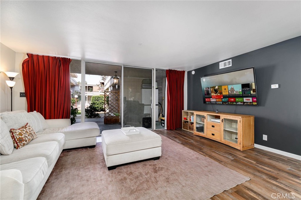 6979 Palm Court, Unit 141N Riverside, CA 92506 - Photo 4 of 23