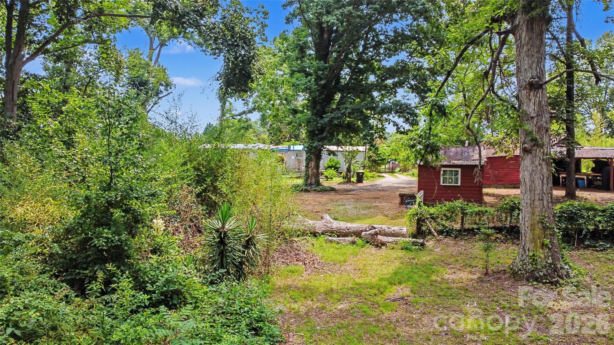 732 Woods Chapel Road Duncan, SC 29334 - Photo 16 of 30