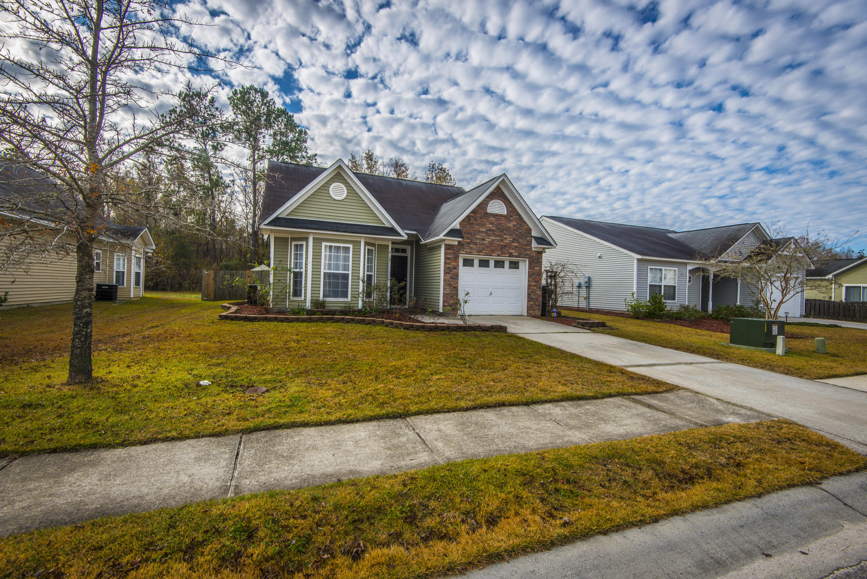 213 Island Green Road Goose Creek, SC 29445 - Photo 2 of 42 Front Yard
