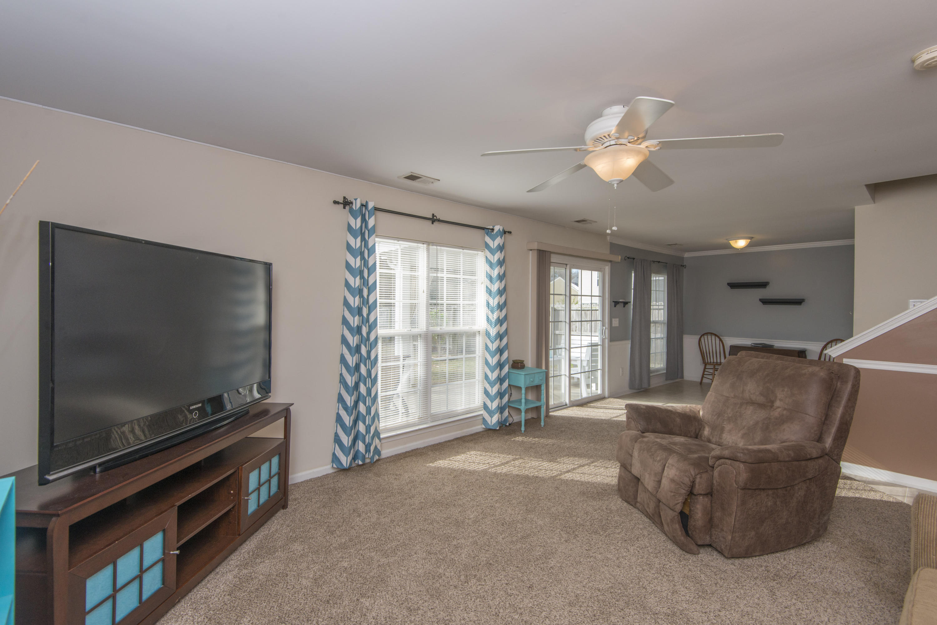 213 Island Green Road Goose Creek, SC 29445 - Photo 7 of 42 Family Room