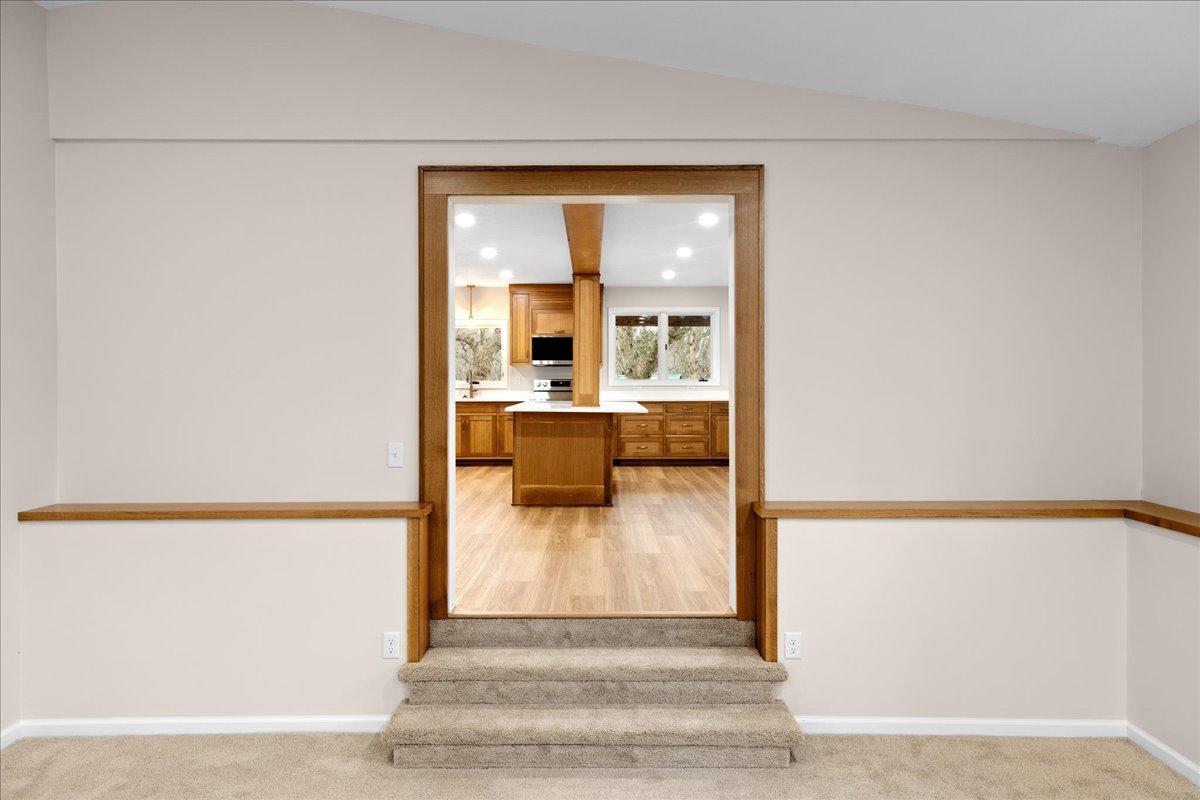 14855 Oakhill Road North Scandia, MN 55073 - Photo 9 of 57