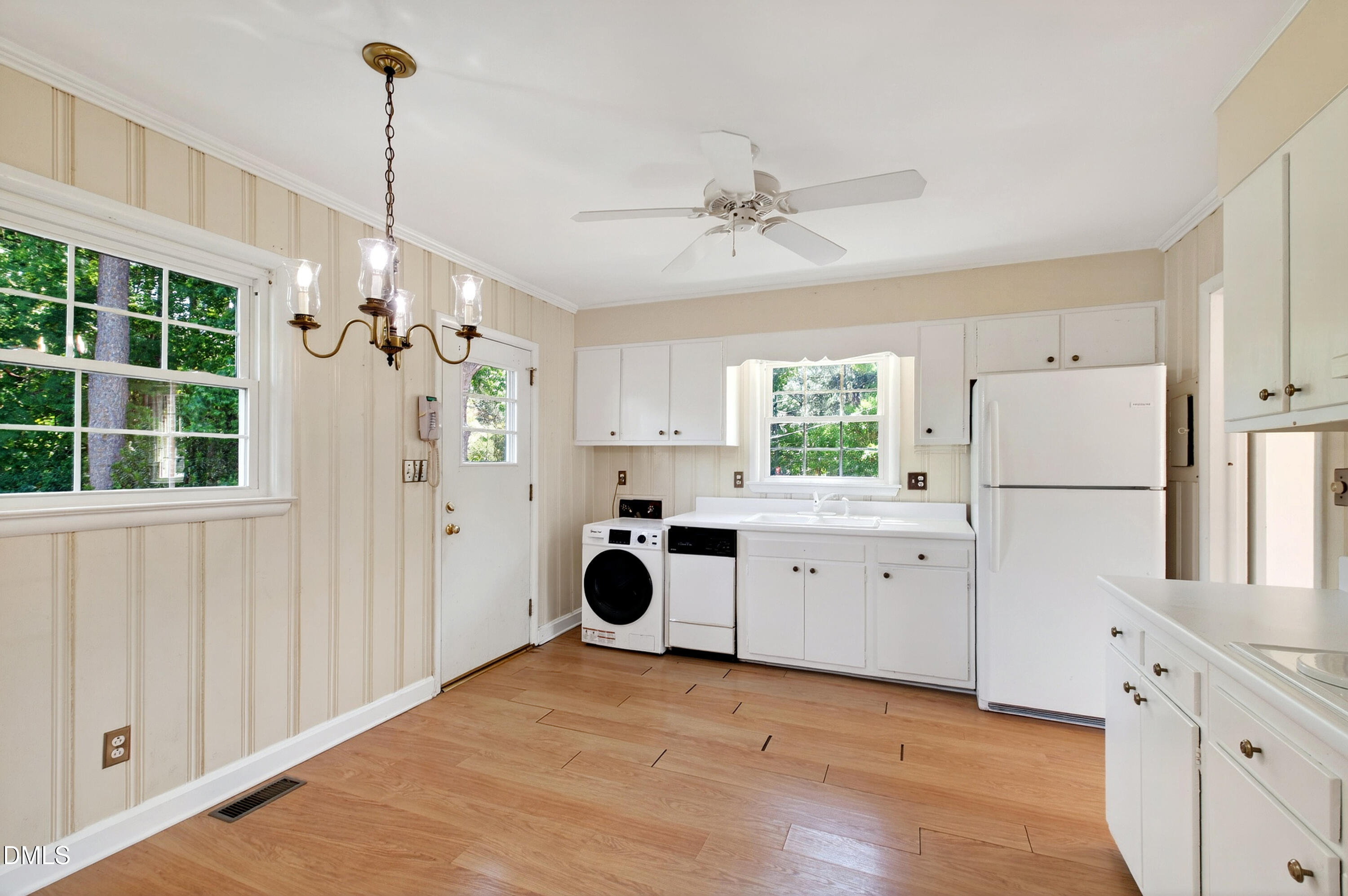 2467 Milburnie Road Raleigh, NC 27610 - Photo 3 of 34 Milburnie (17)