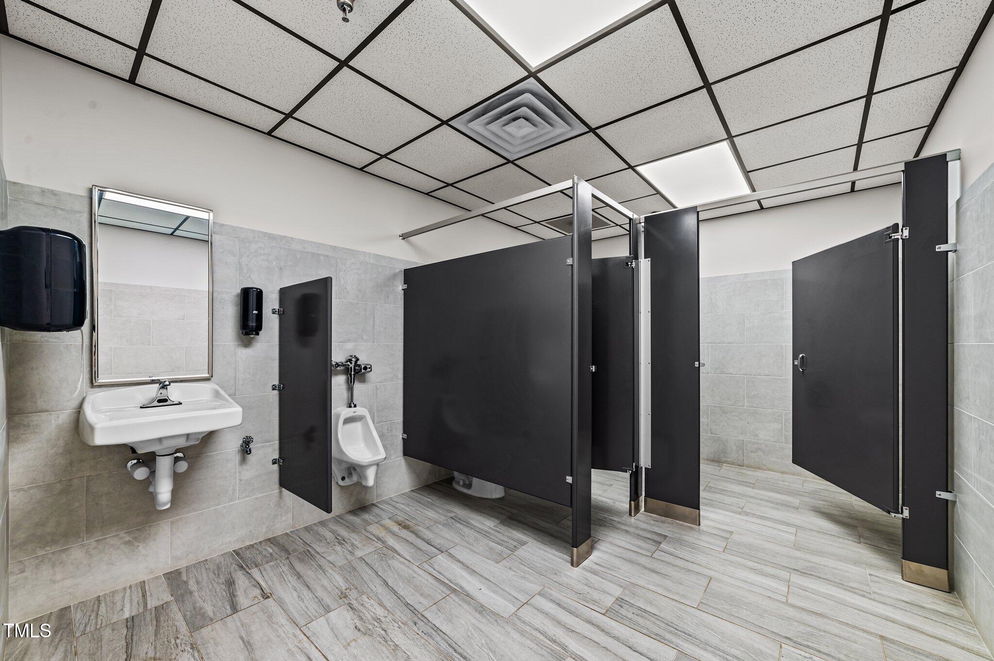 2107 Black Creek Road South Wilson, NC 27893 - Photo 19 of 76 32-web-or-mls-LHV_5828