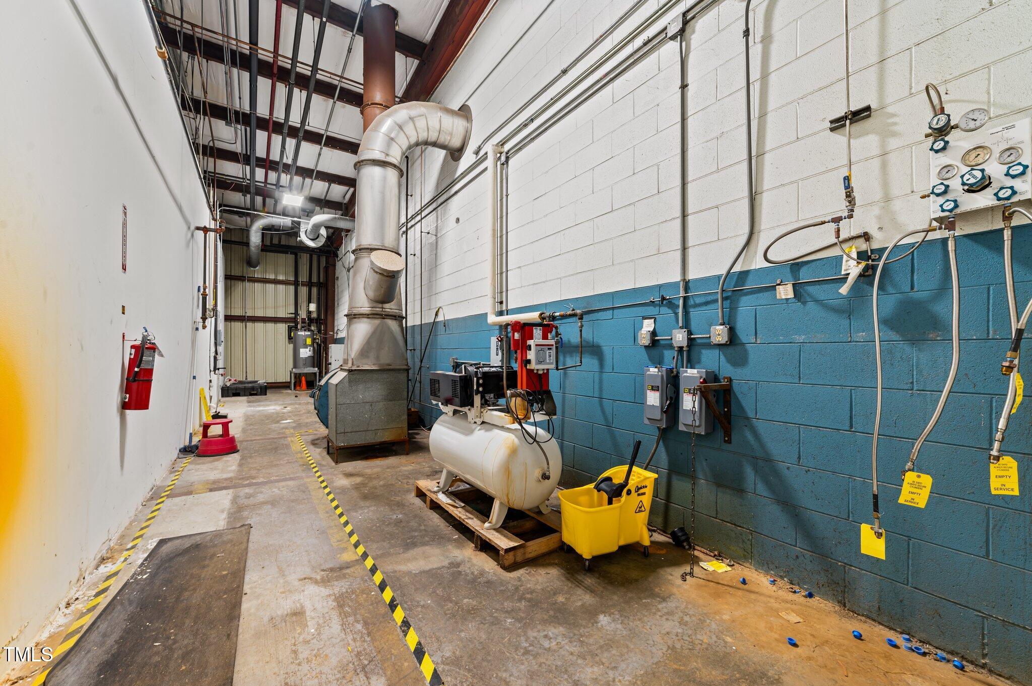 2107 Black Creek Road South Wilson, NC 27893 - Photo 38 of 76 51-web-or-mls-LHV_5906