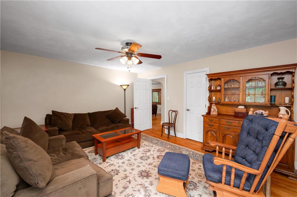 3871 Green Valley Road Pittsburgh, PA 15235 - Photo 19 of 50