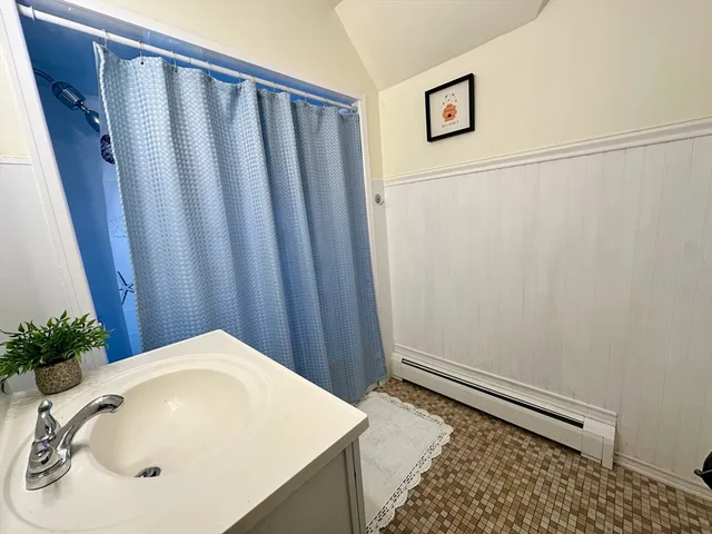 $1,800 | 60 Franklin Street, Unit 2, Braintree, MA 02184