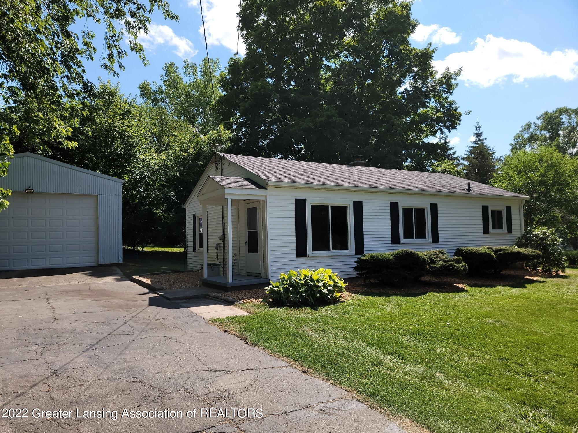 4203 Dell Road Lansing, MI 48911 - Photo 29 of 35 20220802_154710_resized