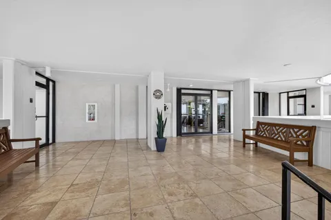 $535,000 | 130 Lakeshore Drive, Unit 323, North Palm Beach, FL 33408