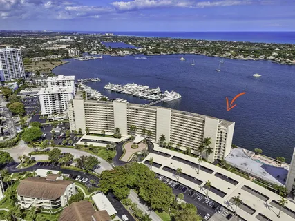 $535,000 | 130 Lakeshore Drive, Unit 323, North Palm Beach, FL 33408