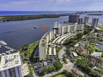 $535,000 | 130 Lakeshore Drive, Unit 323, North Palm Beach, FL 33408
