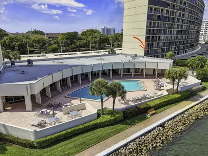 $535,000 | 130 Lakeshore Drive, Unit 323, North Palm Beach, FL 33408