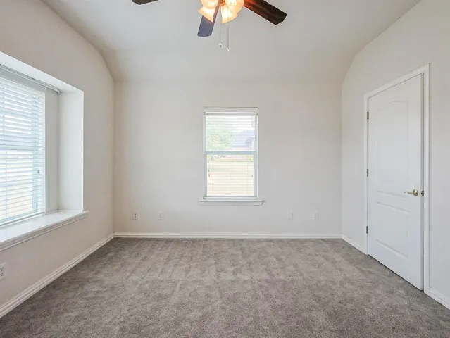 $498,900 | 209 Clear Fork Trail, Rhome, TX 76078