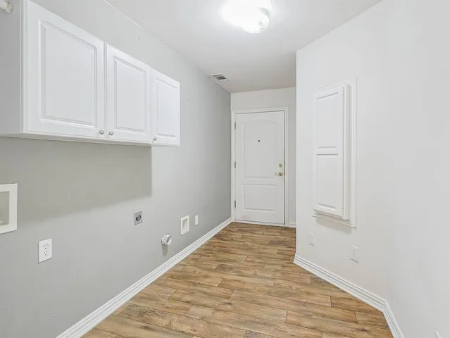 $498,900 | 209 Clear Fork Trail, Rhome, TX 76078