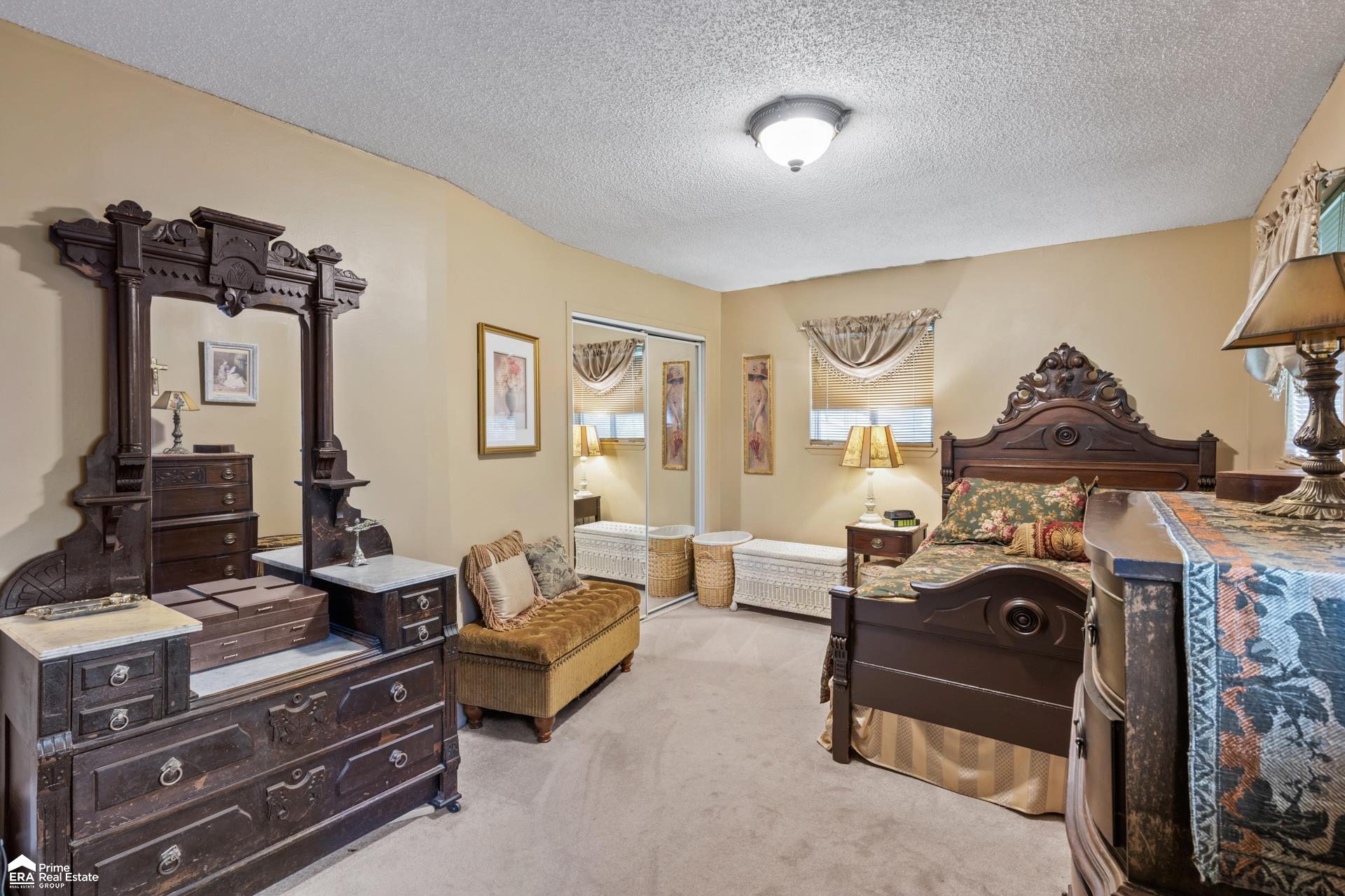 5440 South Genesee Road Grand Blanc, MI 48439 - Photo 12 of 29 50186846-28bf8b41-41f8-4aa0-a6ff-a47bf4dde6a2.JPG