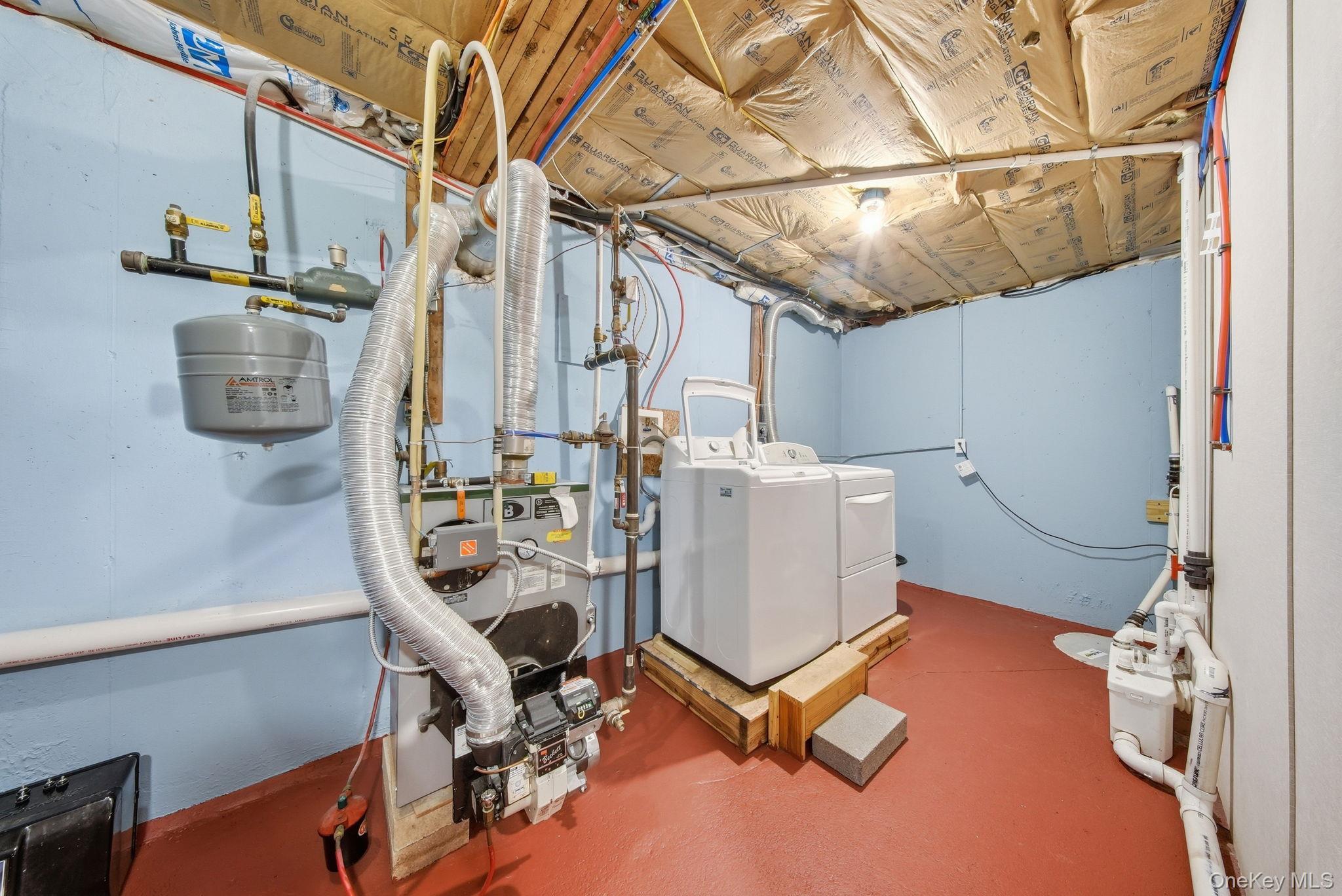 38 Rose Road Woodbourne, NY 12788 - Photo 34 of 35 a view of utility room