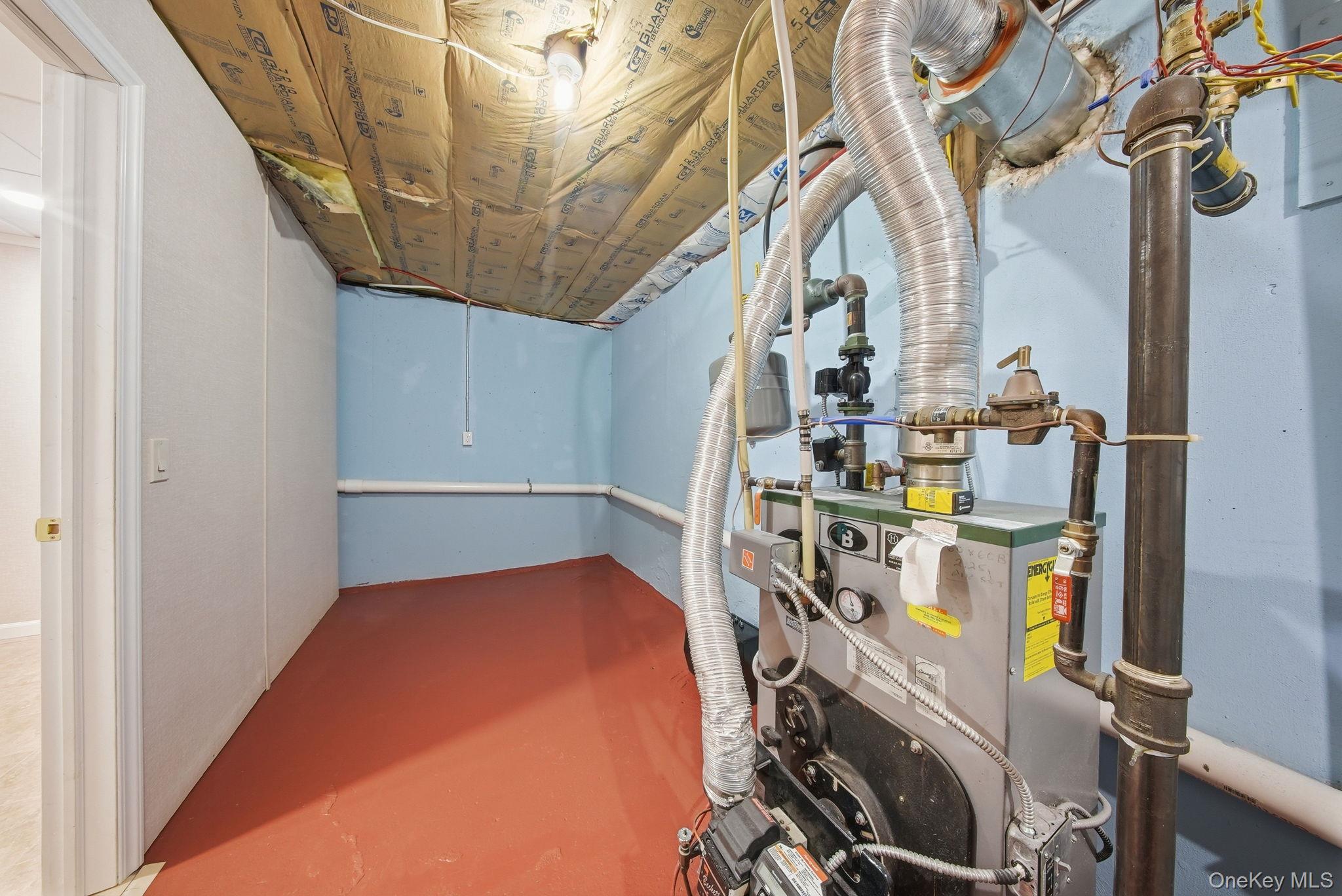 38 Rose Road Woodbourne, NY 12788 - Photo 35 of 35 a view of a room with gym equipment