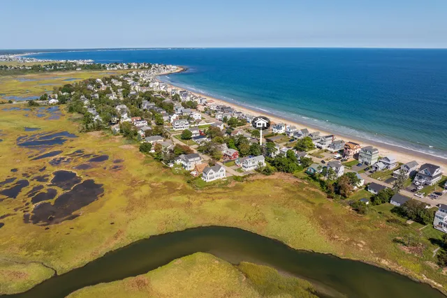$819,000 | 314 Ocean Avenue, Wells, ME 04090