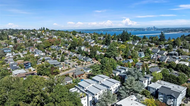 $518,900 | 2527 29th Avenue South, Unit A, Seattle, WA 98144