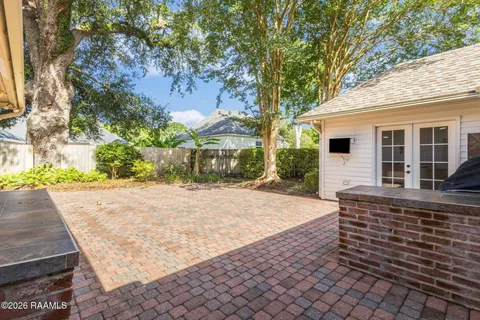 $519,000 | 203 Autumn Oak Bend, Lafayette, LA 70508