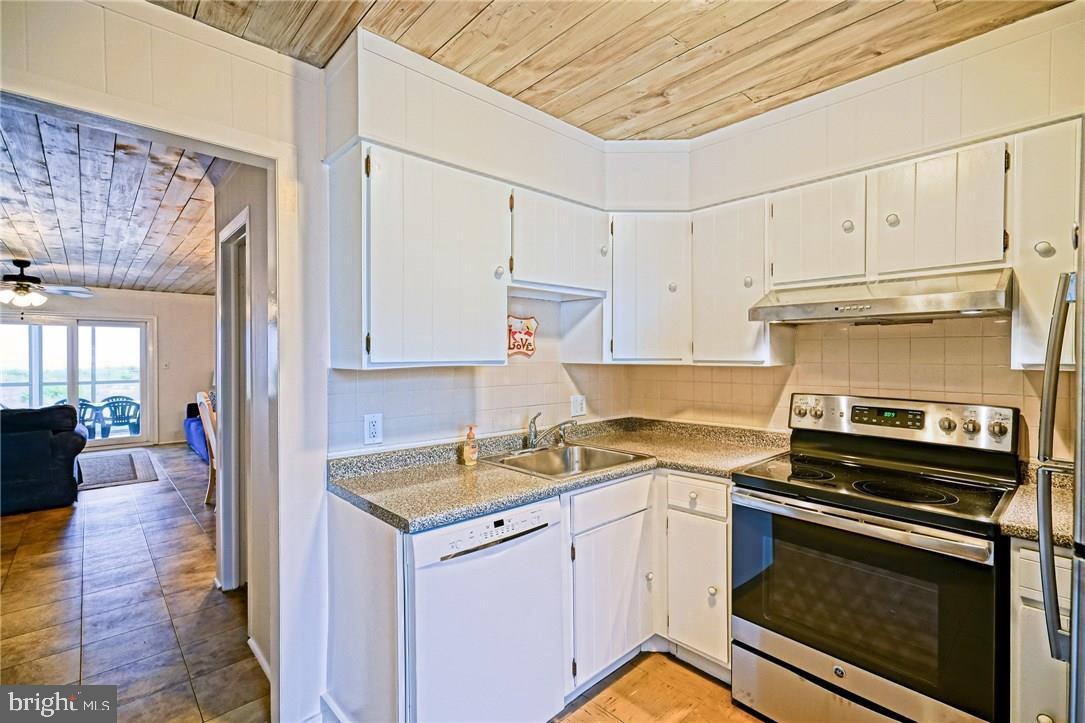 23 Pilot Point, Unit 23 Lewes, DE 19958 - Photo 14 of 36 Gallery Image 14