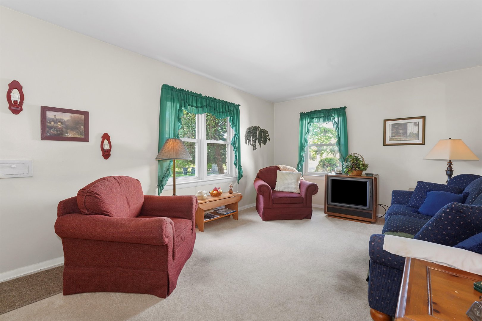 205 East Burlington Street Riverside, IL 60546 - Photo 4 of 19 a living room with furniture and a window