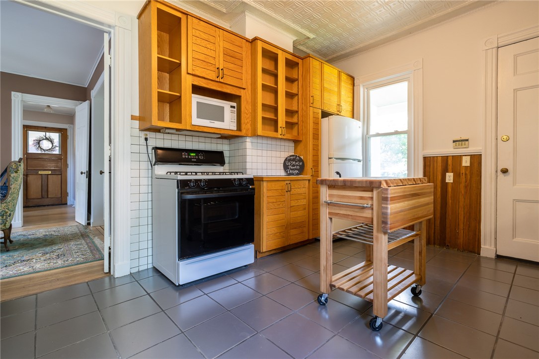 20 Harlem Street Rochester, NY 14607 - Photo 25 of 48