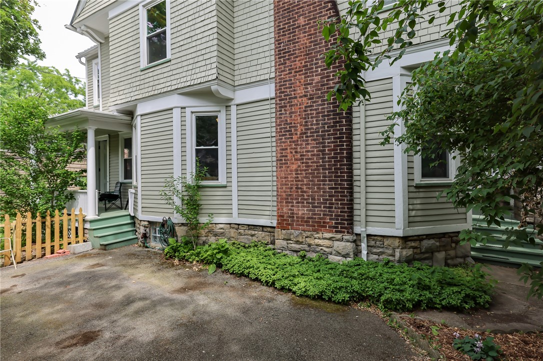 20 Harlem Street Rochester, NY 14607 - Photo 46 of 48