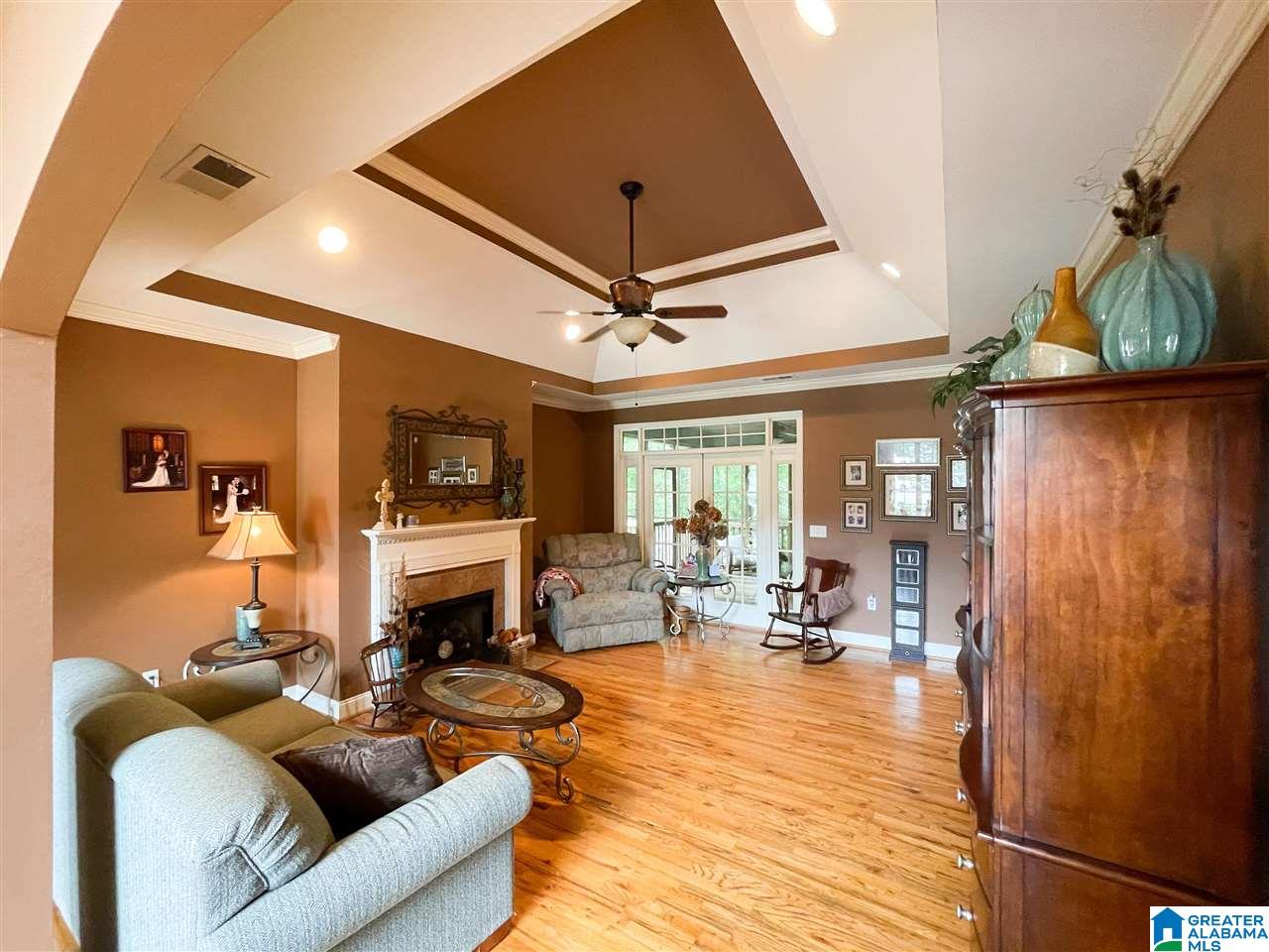 1032 Lake View Lane Calera, AL 35040 - Photo 10 of 37