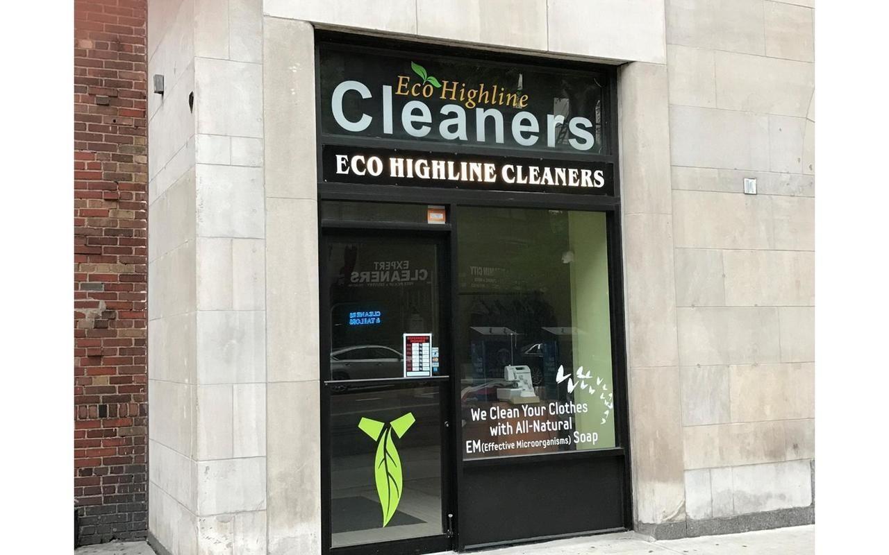 410 West 24th Street, Unit 15D Manhattan, NY 10011 - Photo 22 of 35 a sign that is sitting on the side of a building