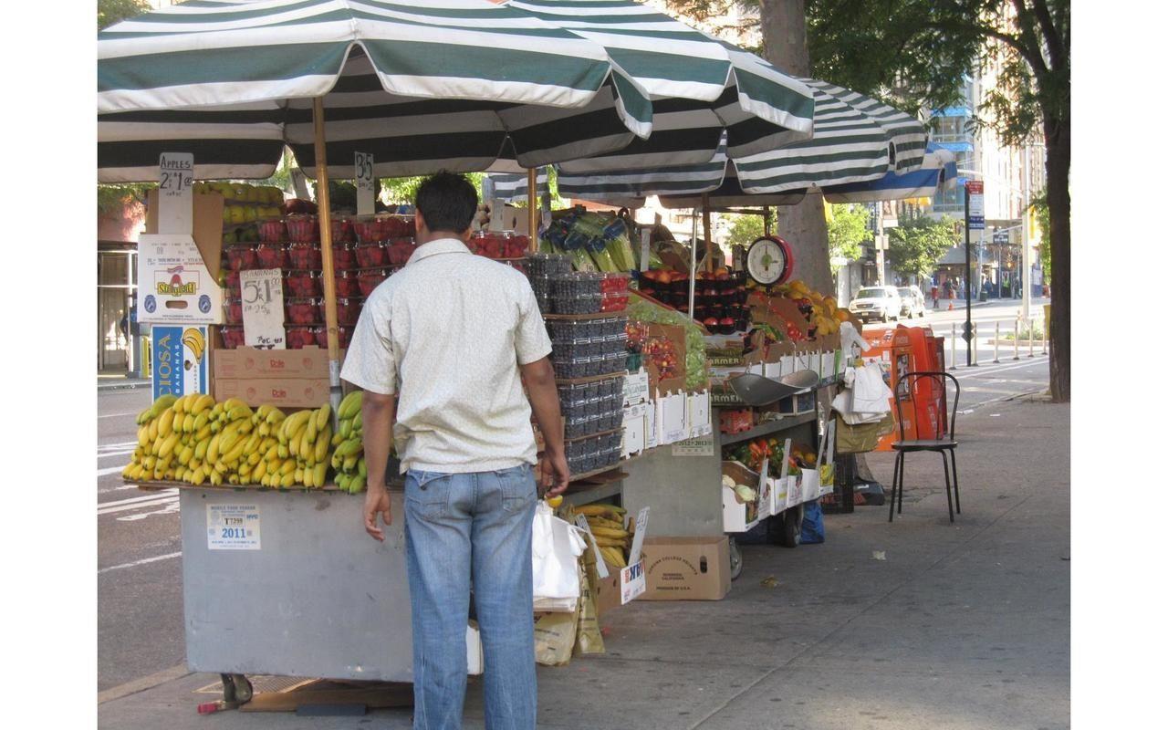 410 West 24th Street, Unit 15D Manhattan, NY 10011 - Photo 29 of 35 a view of a chairs and table in a patio