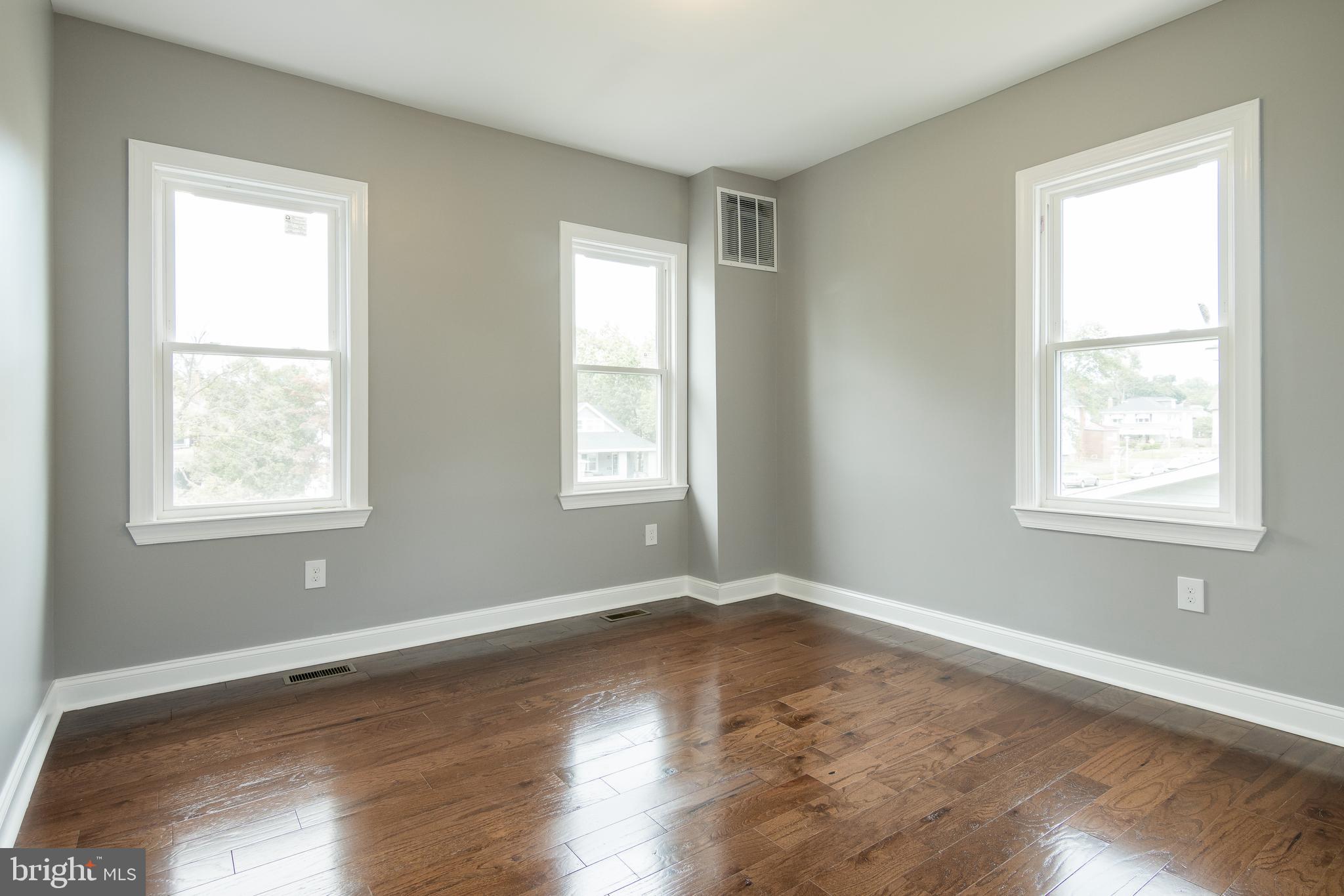 3707 Barrington Road Baltimore, MD 21215 - Photo 17 of 31 BEDROOM 2