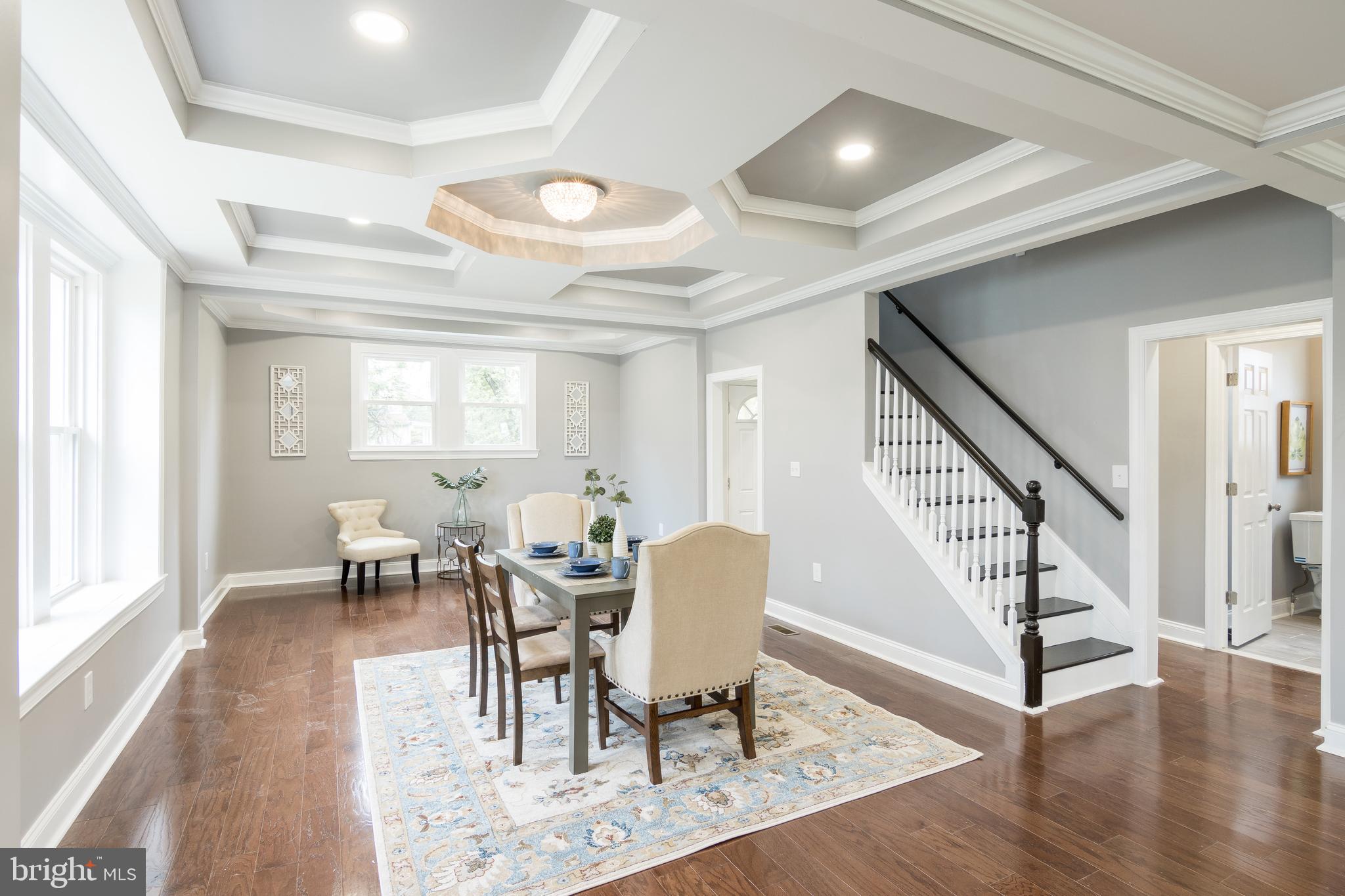 3707 Barrington Road Baltimore, MD 21215 - Photo 6 of 31 DINING
