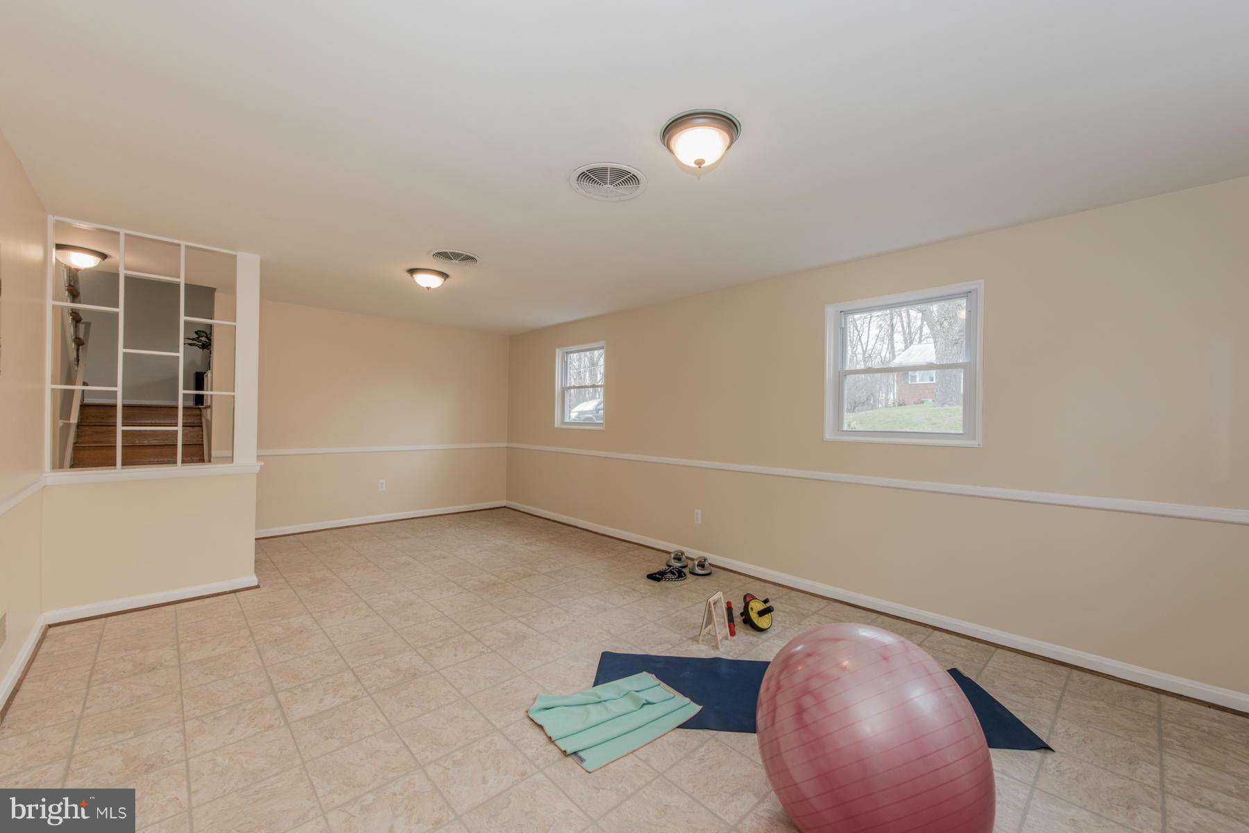 11019 Oakwood Street Silver Spring, MD 20901 - Photo 25 of 30