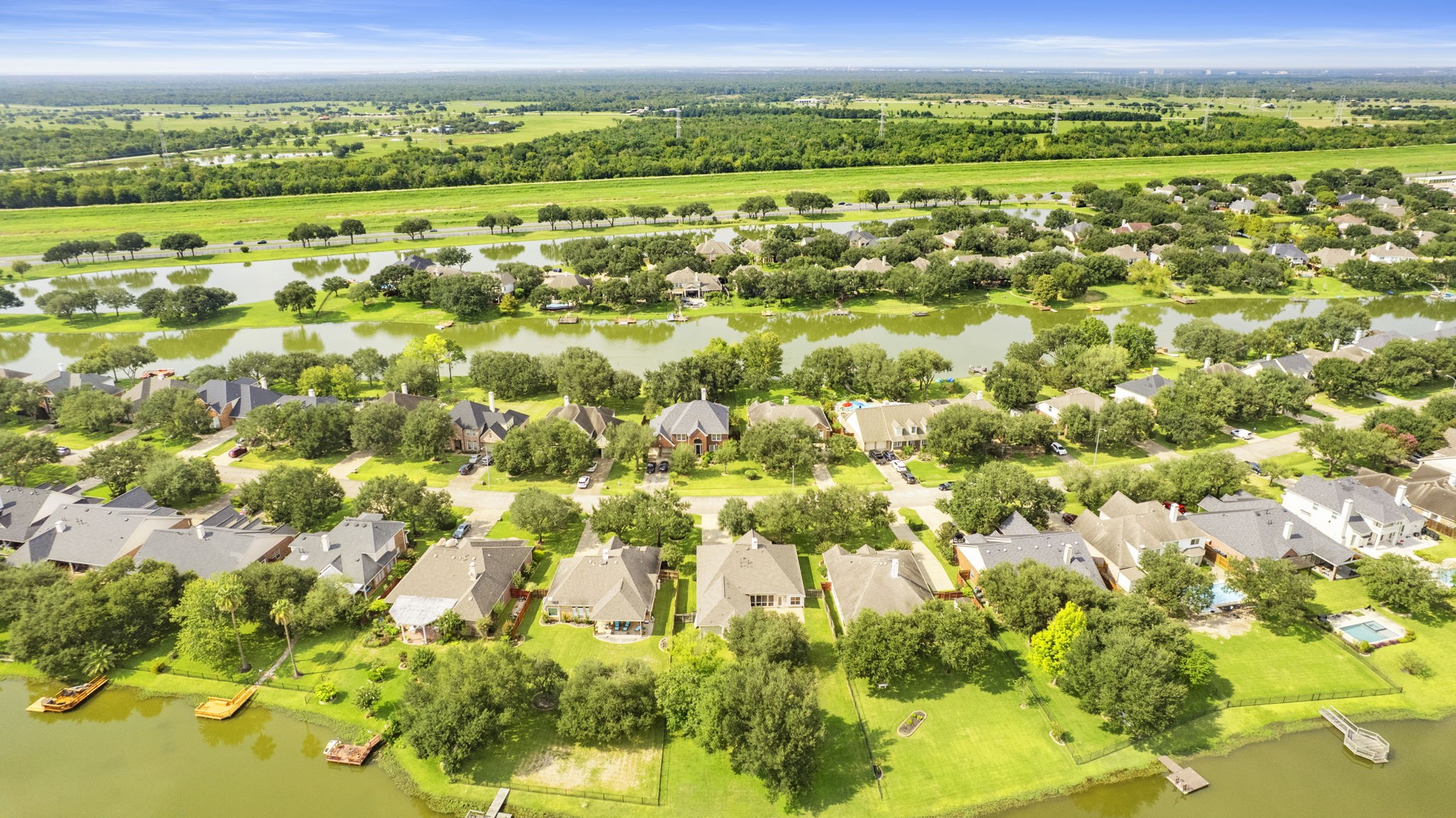 18 Crest Gate Houston, TX 77082 - Photo 36 of 46 a view of an outdoor space with a lake view
