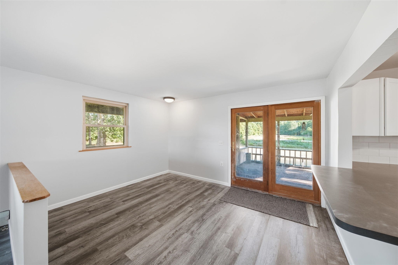 49300 Arkona Road Belleville, MI 48111 - Photo 7 of 77 Gallery Image 7