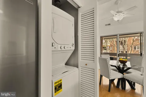 $349,900 | 7602 Lakeside Village Drive, Unit N, Falls Church, VA 22042