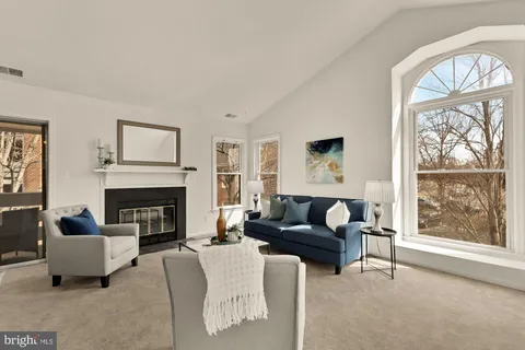 $349,900 | 7602 Lakeside Village Drive, Unit N, Falls Church, VA 22042