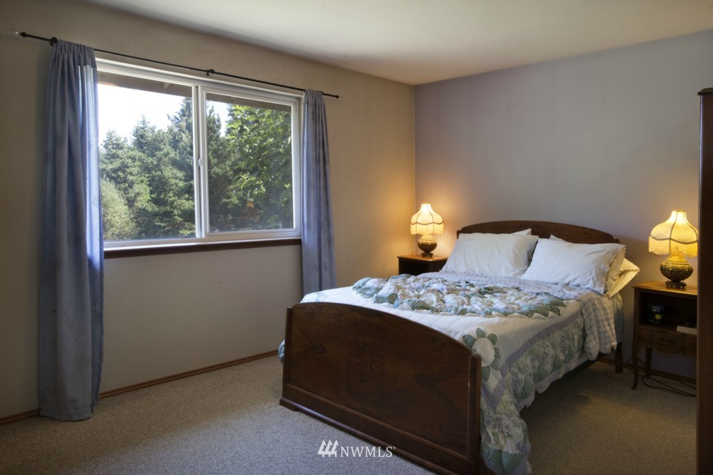 23460 Seatter Road Northeast Kingston, WA 98346 - Photo 12 of 18 Gallery Image 12