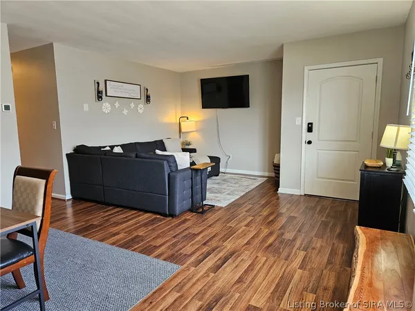 $399,900 | 117-119 Jefferson Street, Madison, IN 47250
