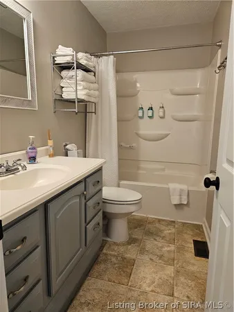 $399,900 | 117-119 Jefferson Street, Madison, IN 47250
