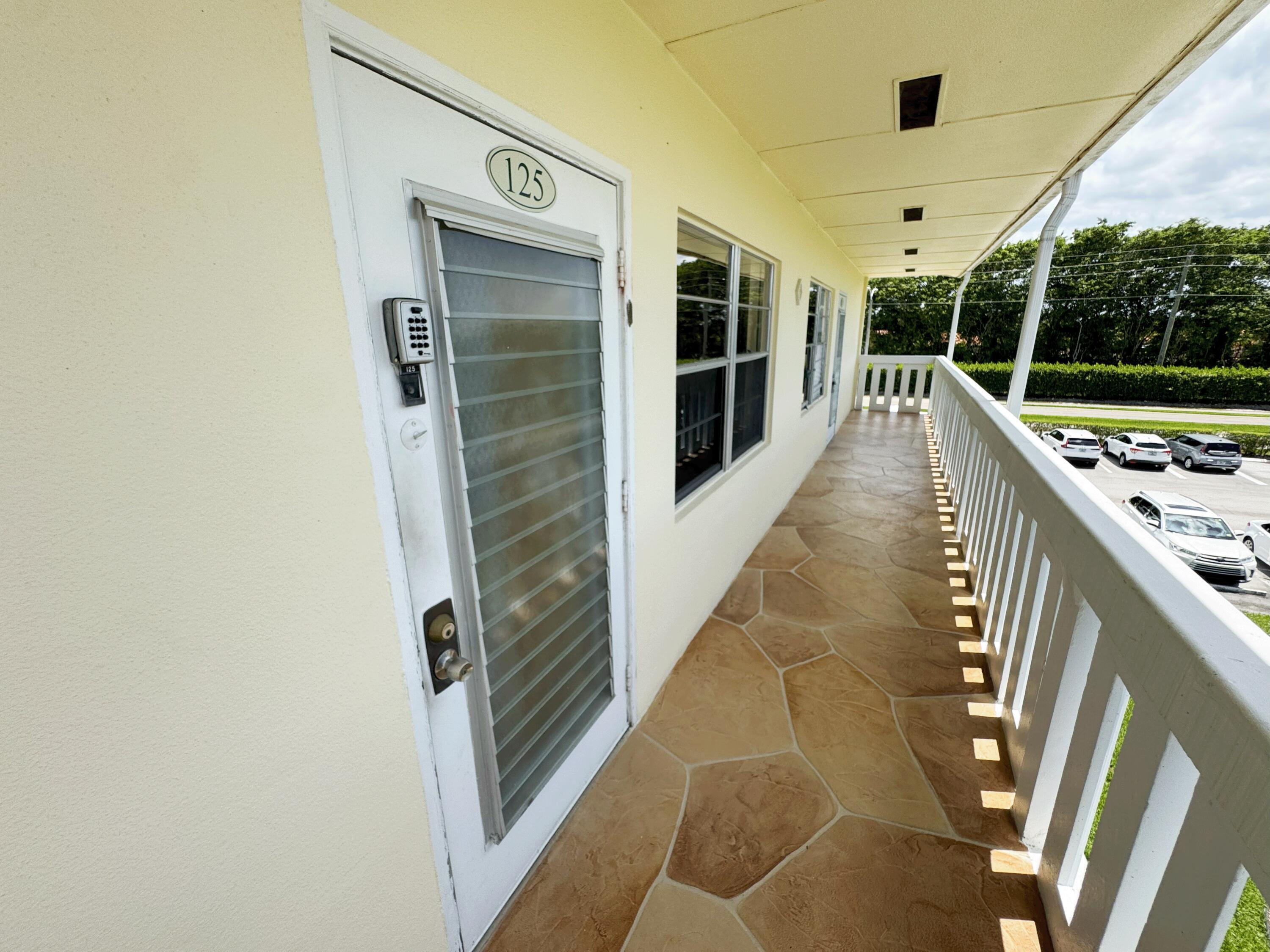 125 Dorset C Boca Raton, FL 33434 - Photo 11 of 24 front door