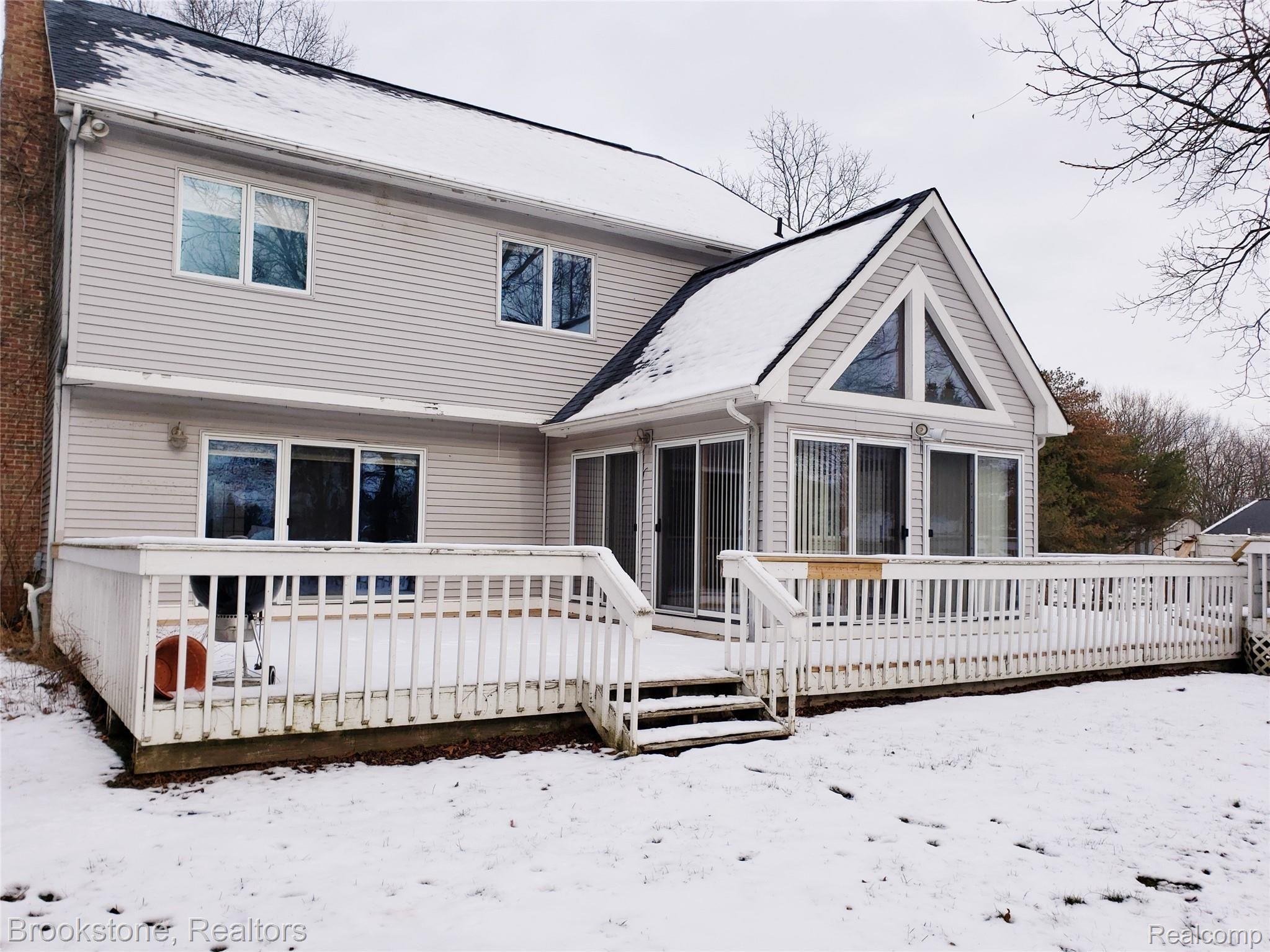 1485 Kings Pointe Road Grand Blanc, MI 48439 - Photo 38 of 38 20210110_201632.jpg