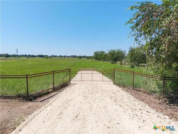 $495,000 | 5752 County Road 174, Gatesville, TX 76528
