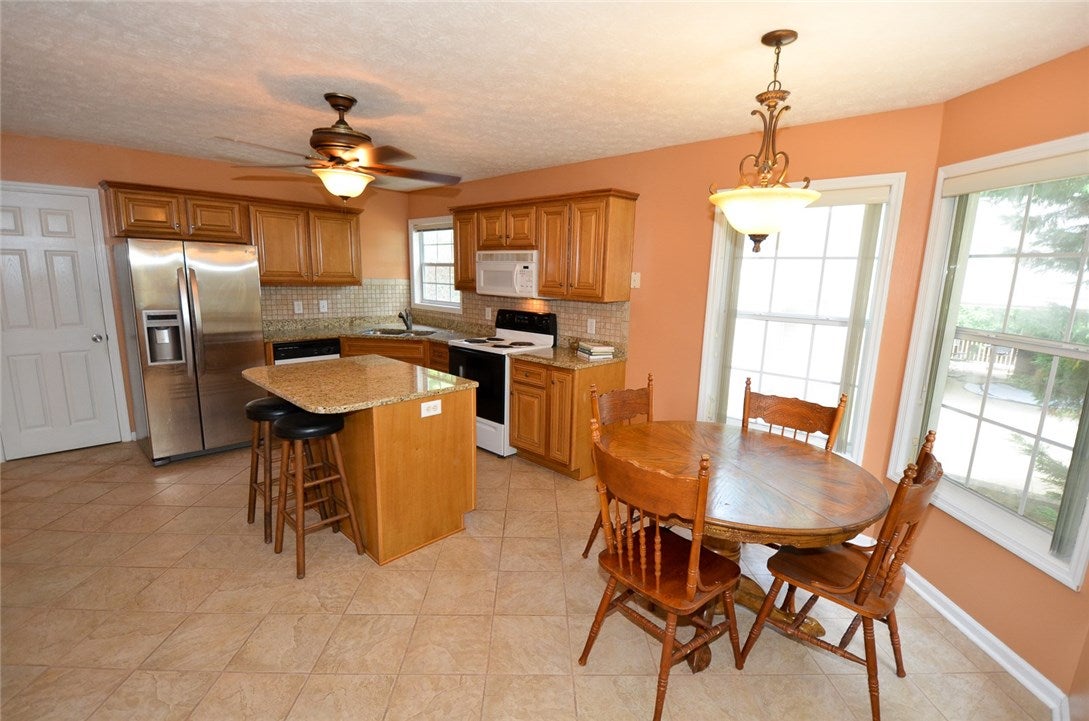 946 Stage Road Auburn, AL 36830 - Photo 11 of 18 Gallery Image 11