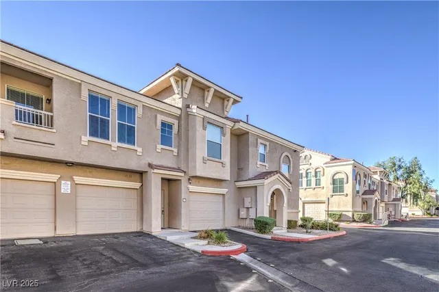 $249,900 | 10550 West Alexander Road, Unit 2066, Las Vegas, NV 89129