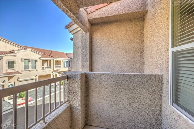 $249,900 | 10550 West Alexander Road, Unit 2066, Las Vegas, NV 89129