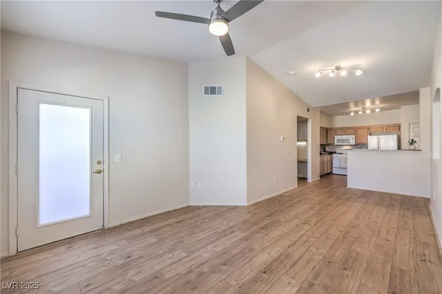 $249,900 | 10550 West Alexander Road, Unit 2066, Las Vegas, NV 89129