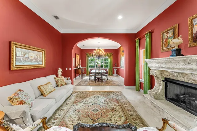 a view of an outdoor sitting area with furniture